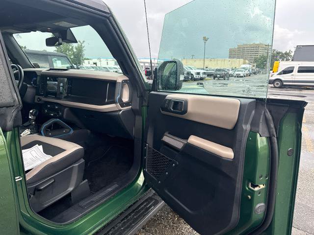 Certified 2022 Ford Bronco Wildtrak AWD/4WD image 8
