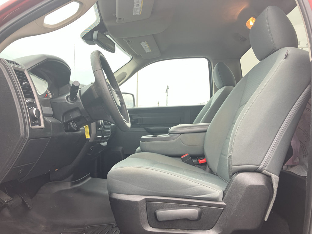 Used 2018 RAM 1500 Express image 29