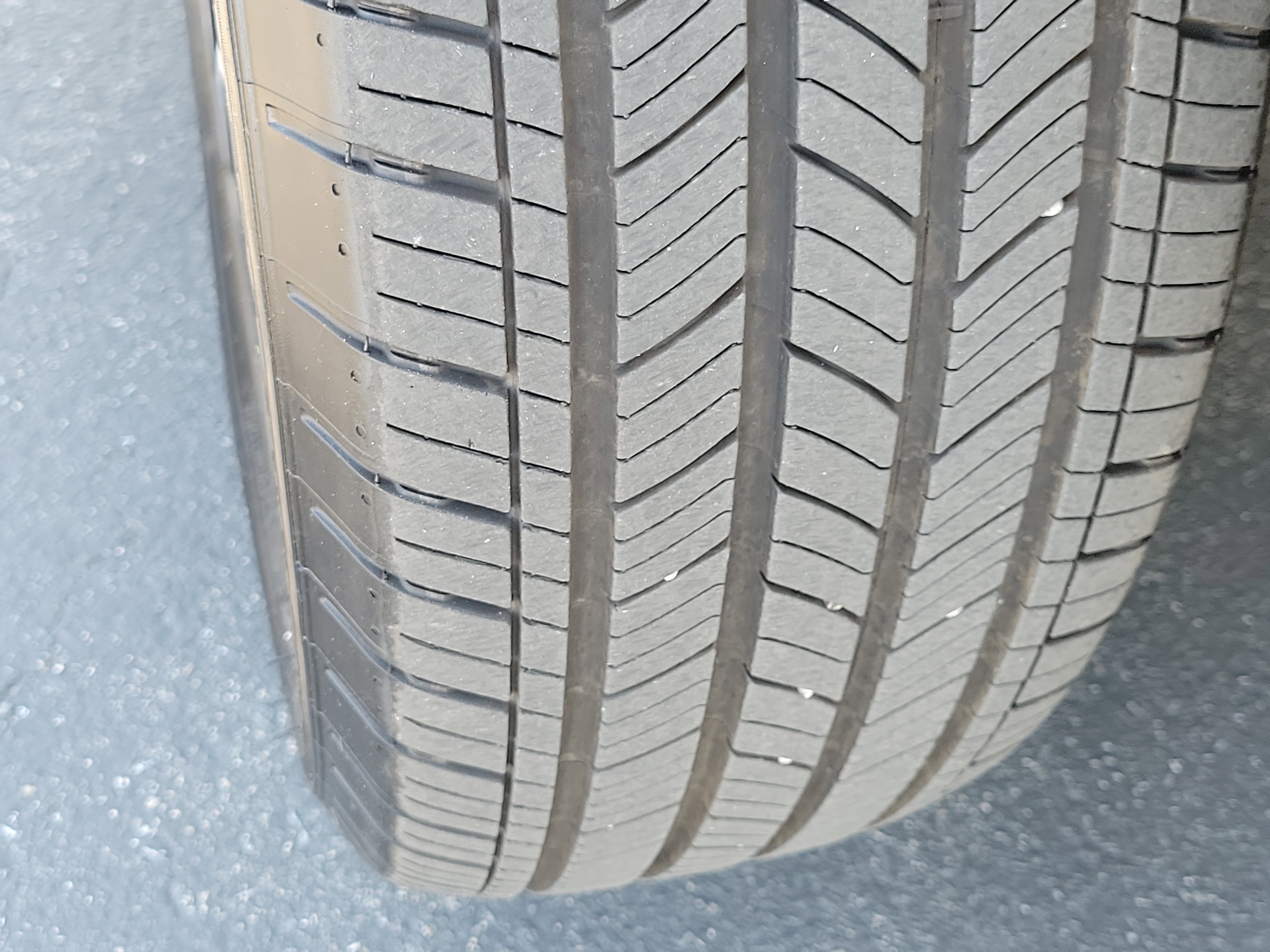 Certified 2024 Ford Mustang Mach-E Premium RWD image 15