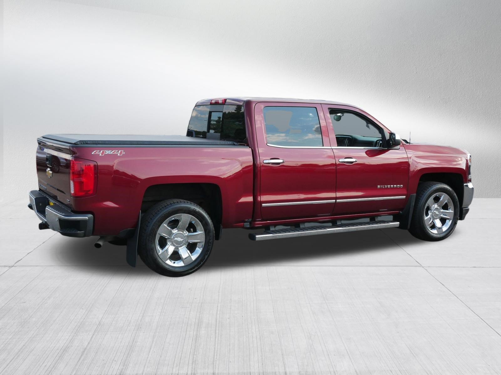 Used 2017 Chevrolet Silverado 1500 LTZ w/ Sport Package AWD/4WD image 7