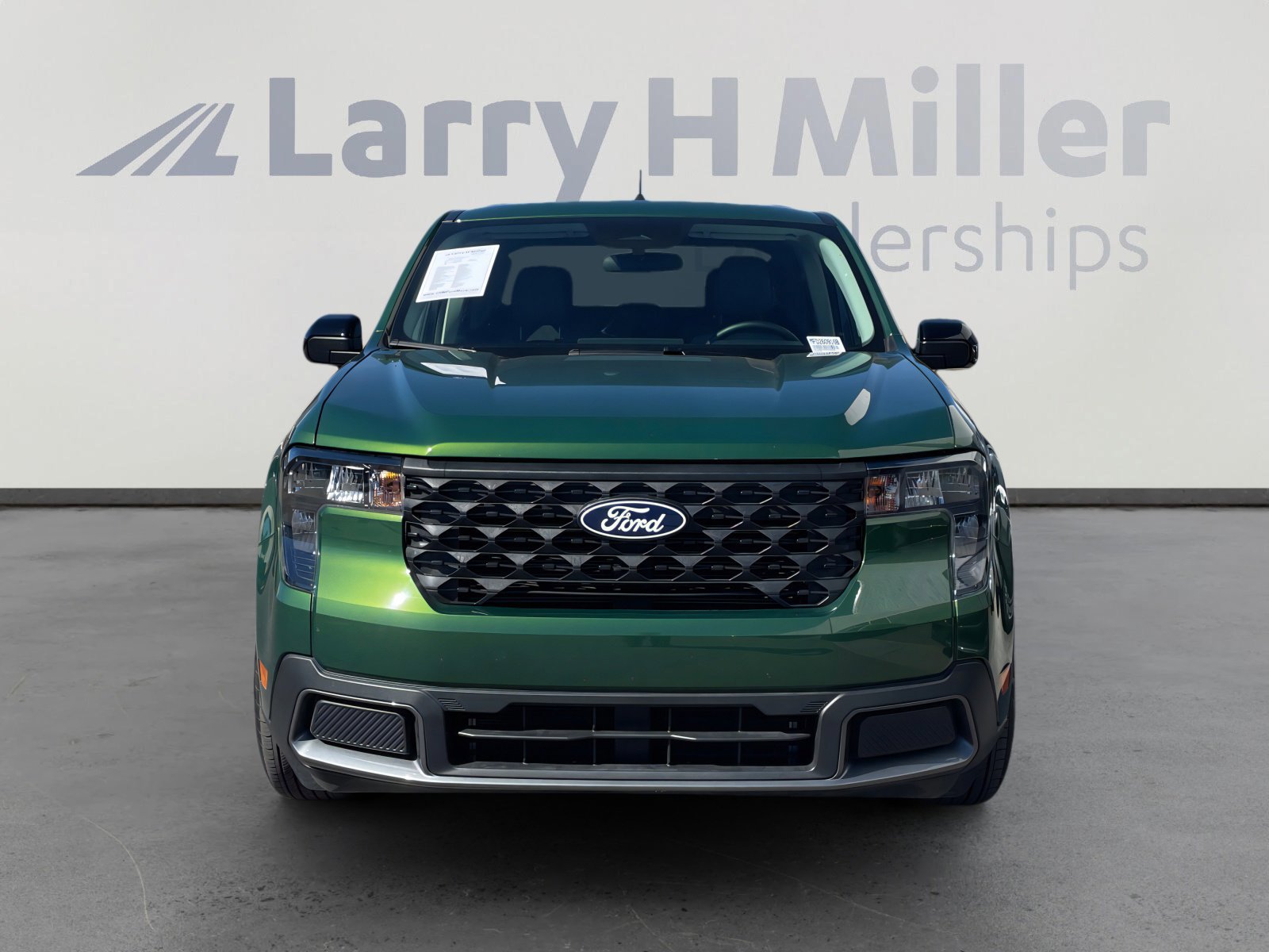 Certified 2025 Ford Maverick XLT w/ XLT Luxury Package image 8