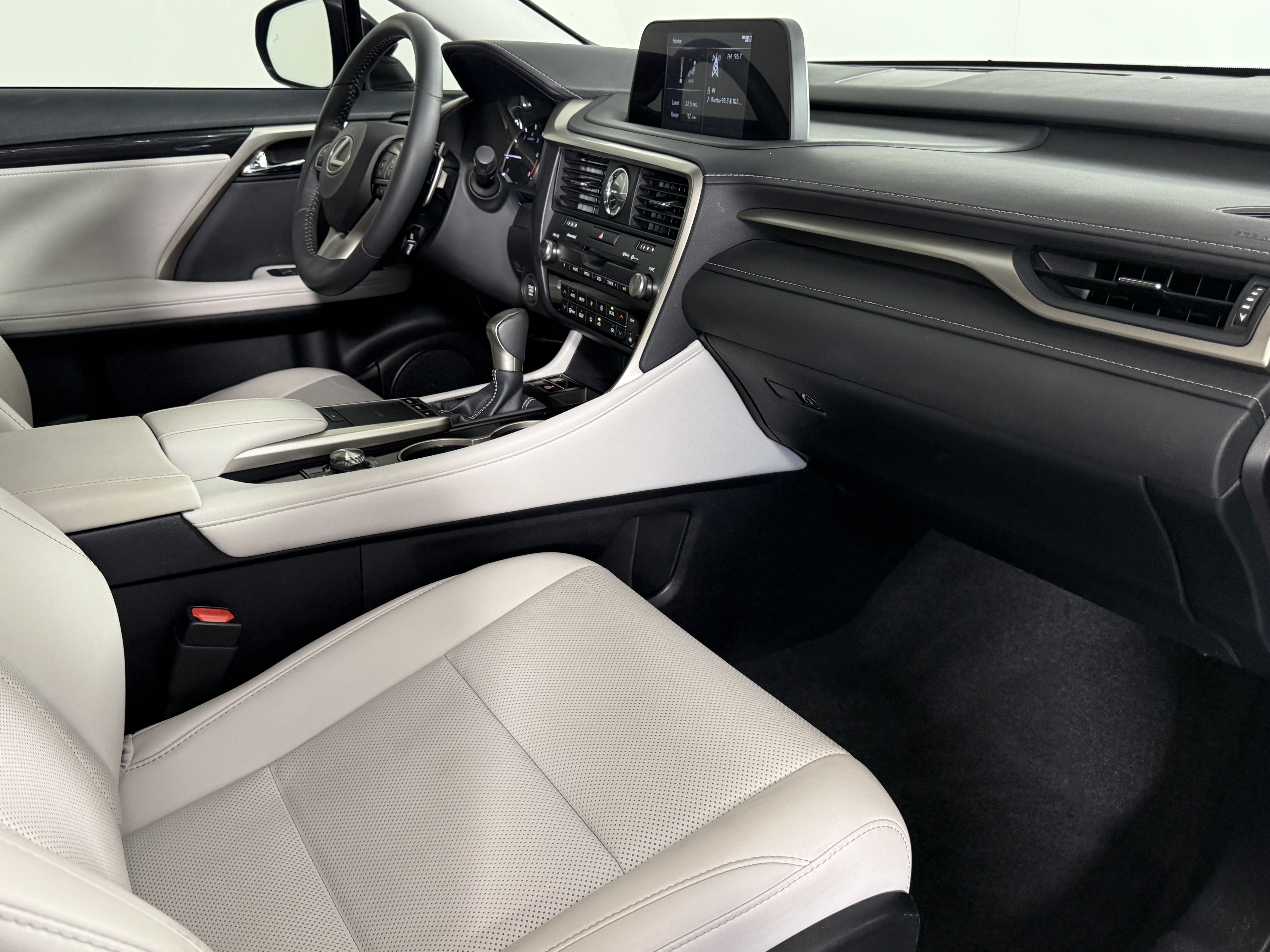 Used 2021 Lexus RX 350 FWD w/ Accessory Package image 9