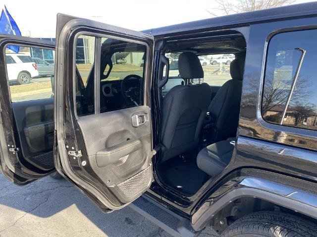 Used 2024 Jeep Wrangler Sahara w/ Dual Top Group image 27