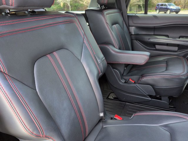 Certified 2024 Ford Expedition Limited image 35