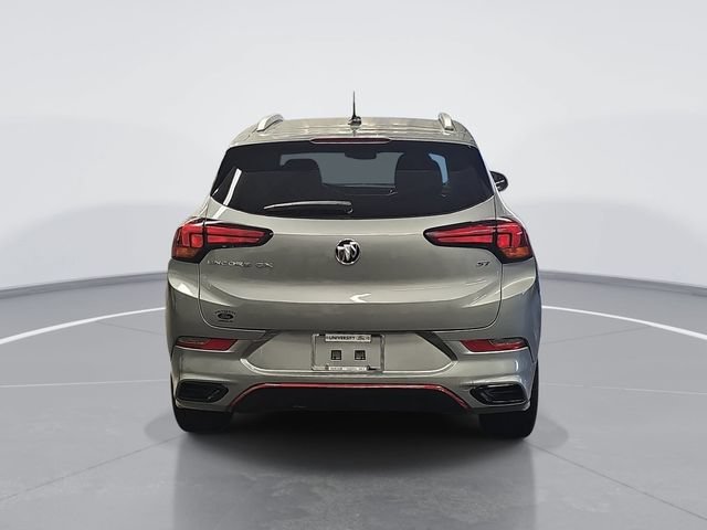 Used 2023 Buick Encore GX Select w/ Sport Touring Package FWD image 4