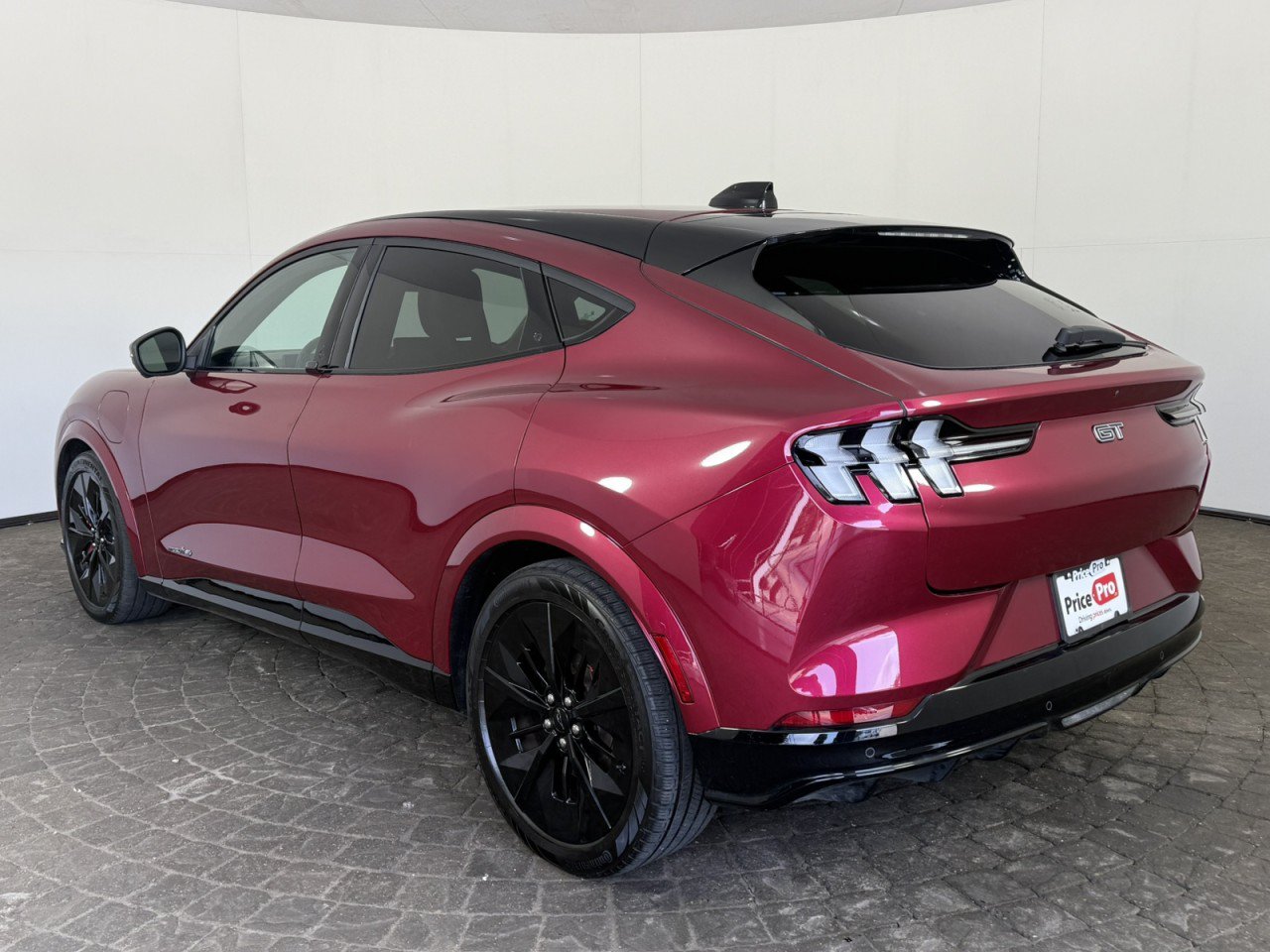 Certified 2025 Ford Mustang Mach-E GT AWD/4WD image 5