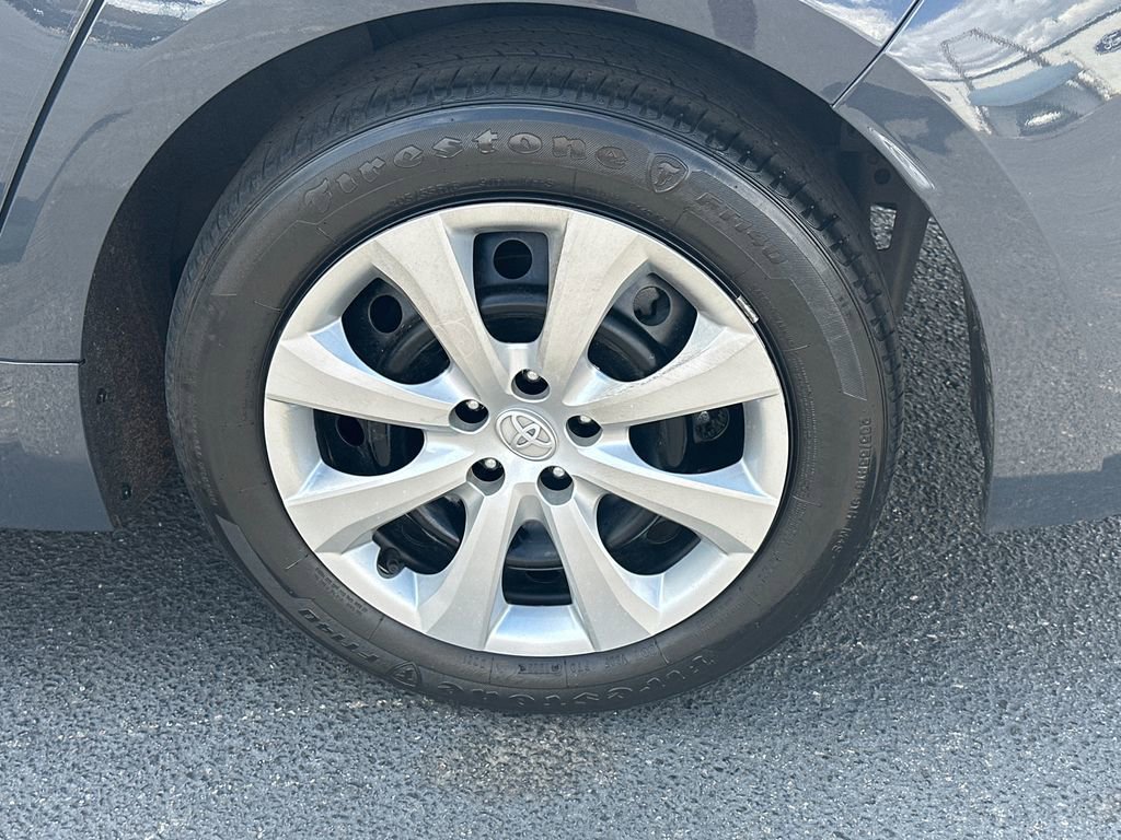 Used 2024 Toyota Corolla LE FWD image 19