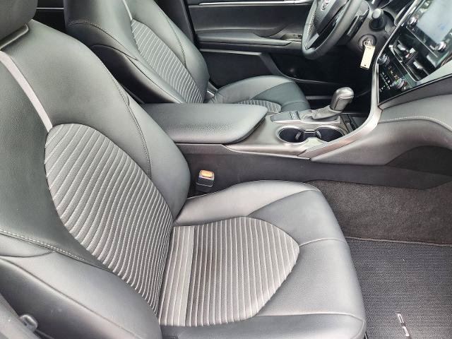 Used 2024 Toyota Camry SE FWD image 13
