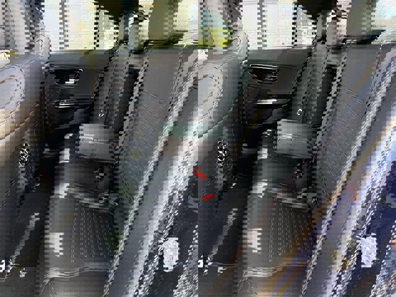 Used 2023 Mercedes-Benz C 300 Sedan image 26