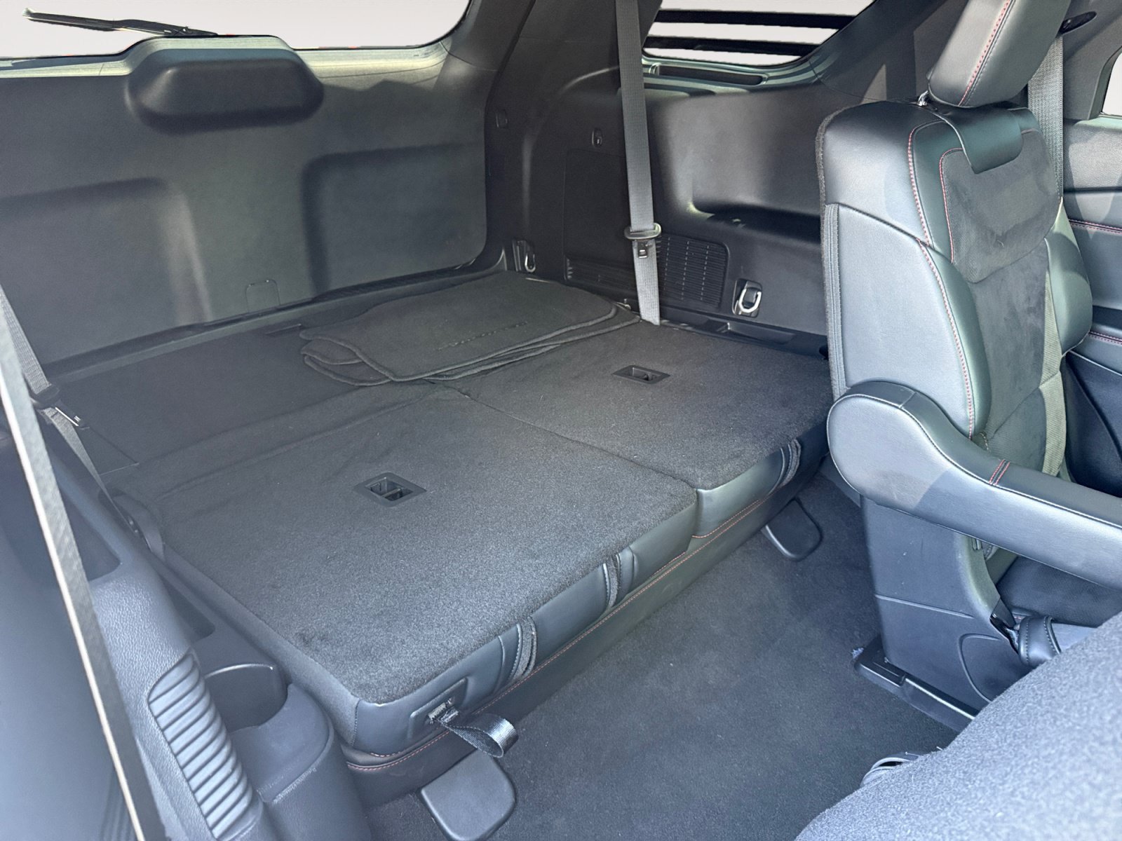 Certified 2025 Ford Explorer ST w/ Sun And Sound Package AWD/4WD image 19
