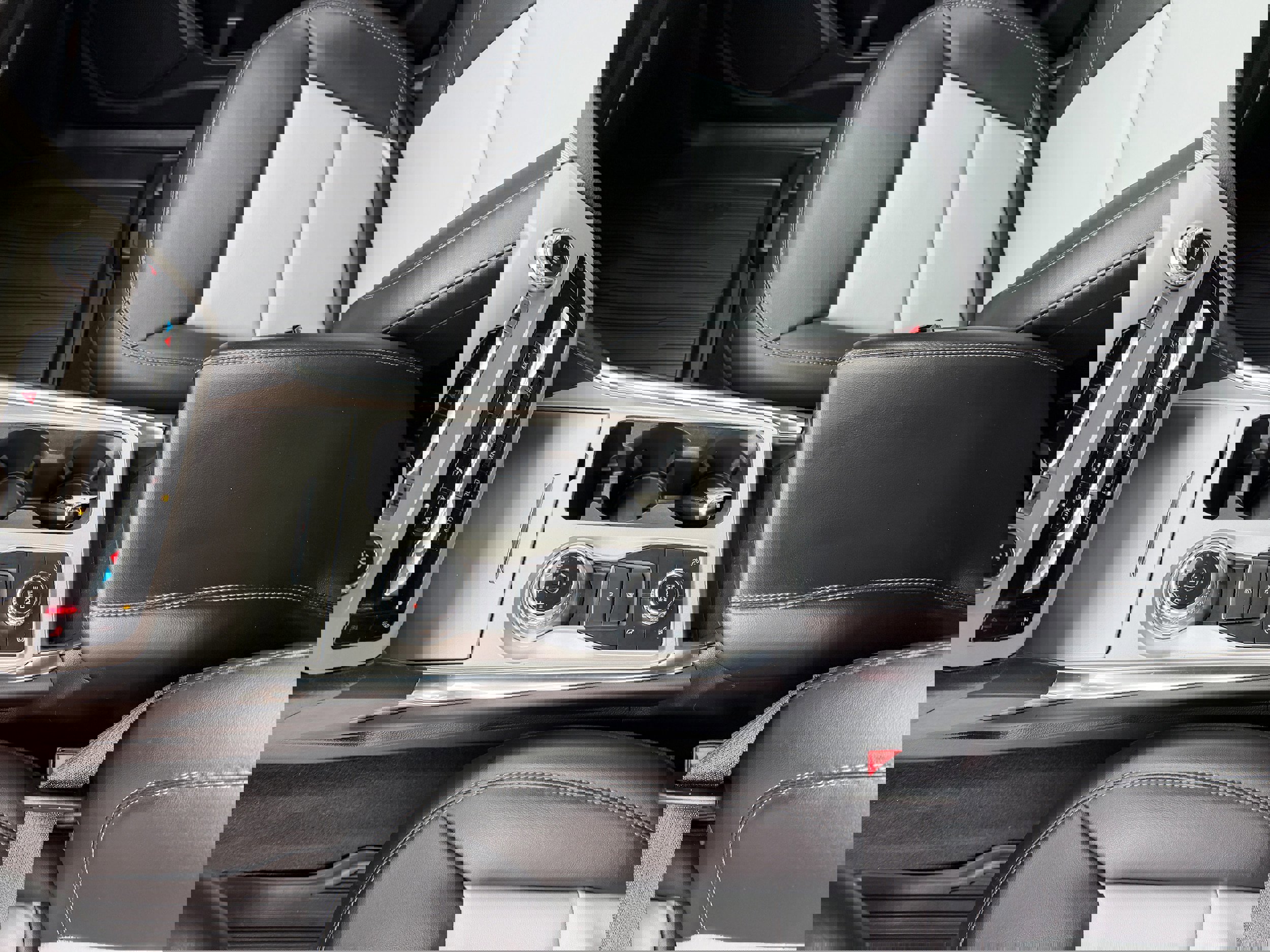 Certified 2023 Ford Explorer XLT w/ Equipment Group 202A image 17