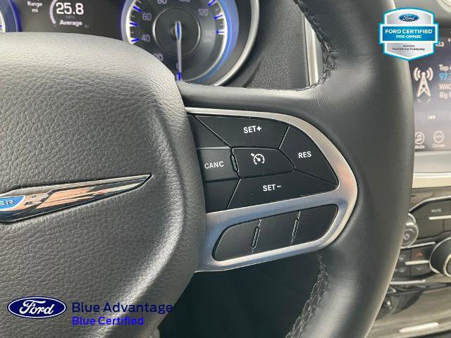 Used 2017 Chrysler 300 Limited AWD/4WD image 6