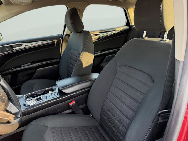 Certified 2020 Ford Fusion SE FWD image 12