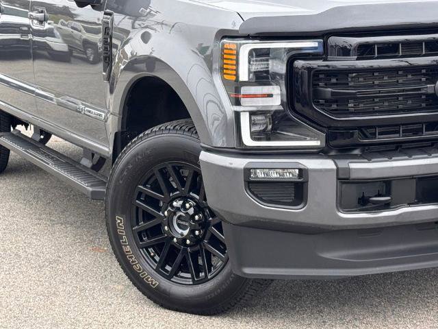 Certified 2022 Ford F250 Lariat w/ Black Appearance Package AWD/4WD image 4