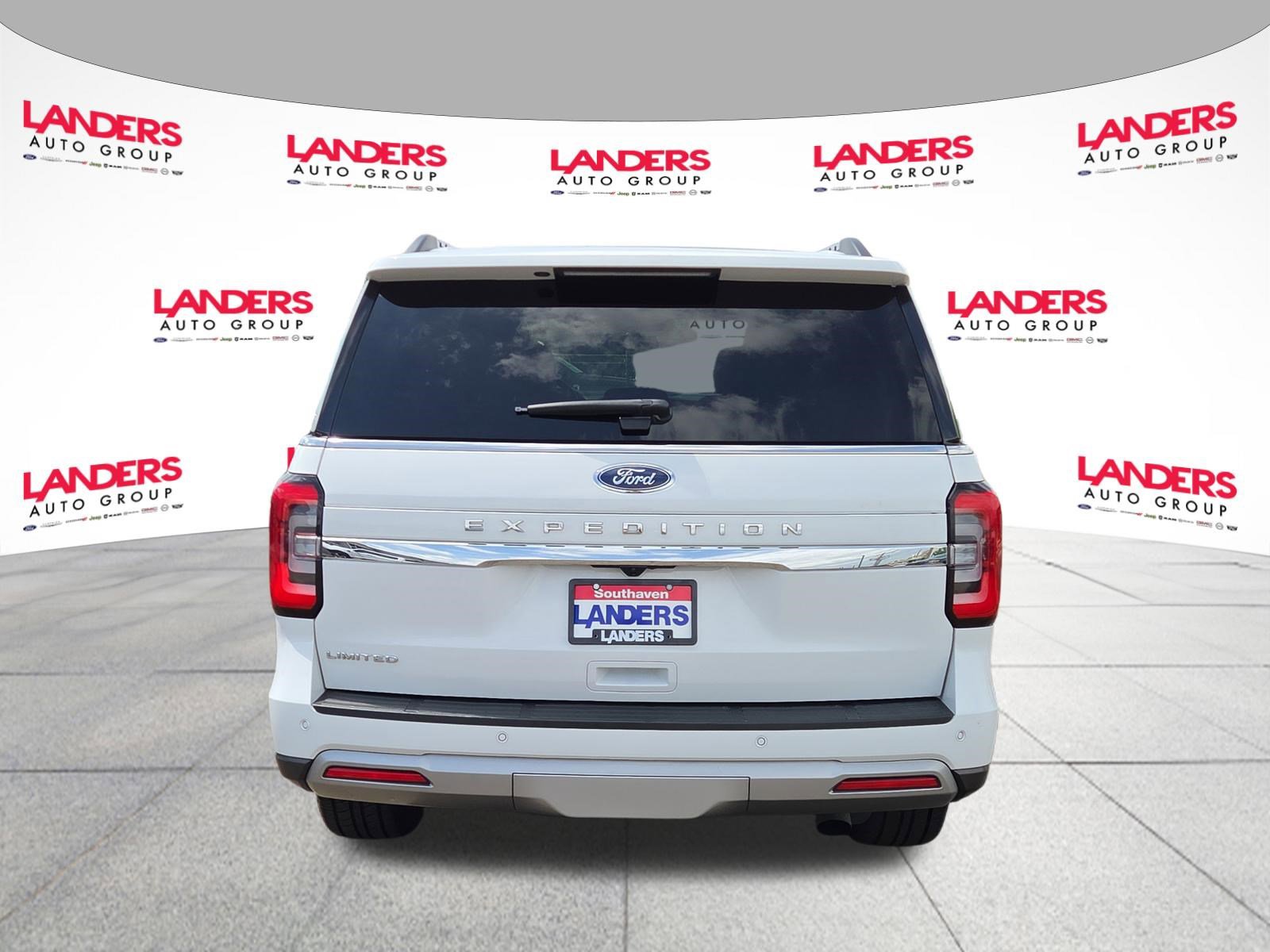 Certified 2024 Ford Expedition Limited RWD image 4