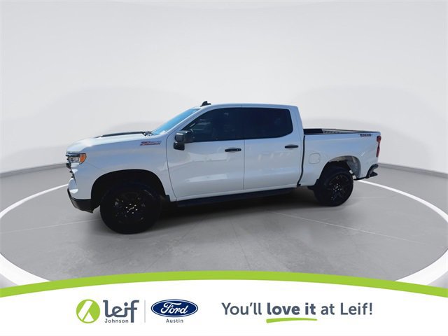 Used 2024 Chevrolet Silverado 1500 LT Trail Boss w/ Convenience Package II image 10