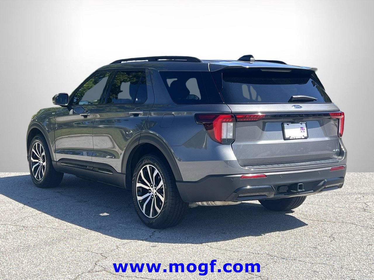 Certified 2025 Ford Explorer ST-Line AWD/4WD video 2