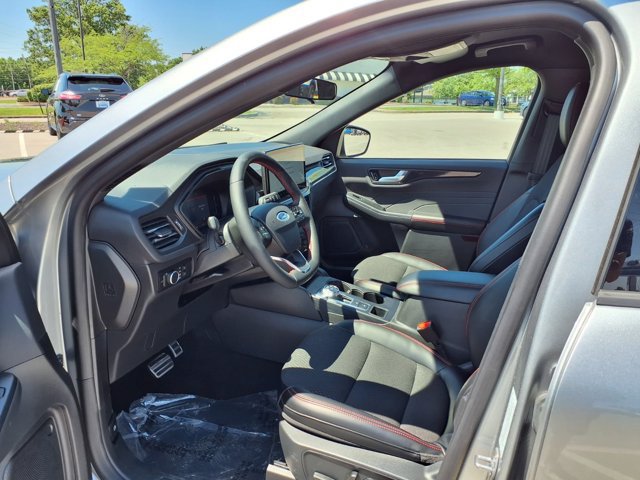 Certified 2024 Ford Escape ST-Line w/ Tech Pack #1 AWD/4WD image 23