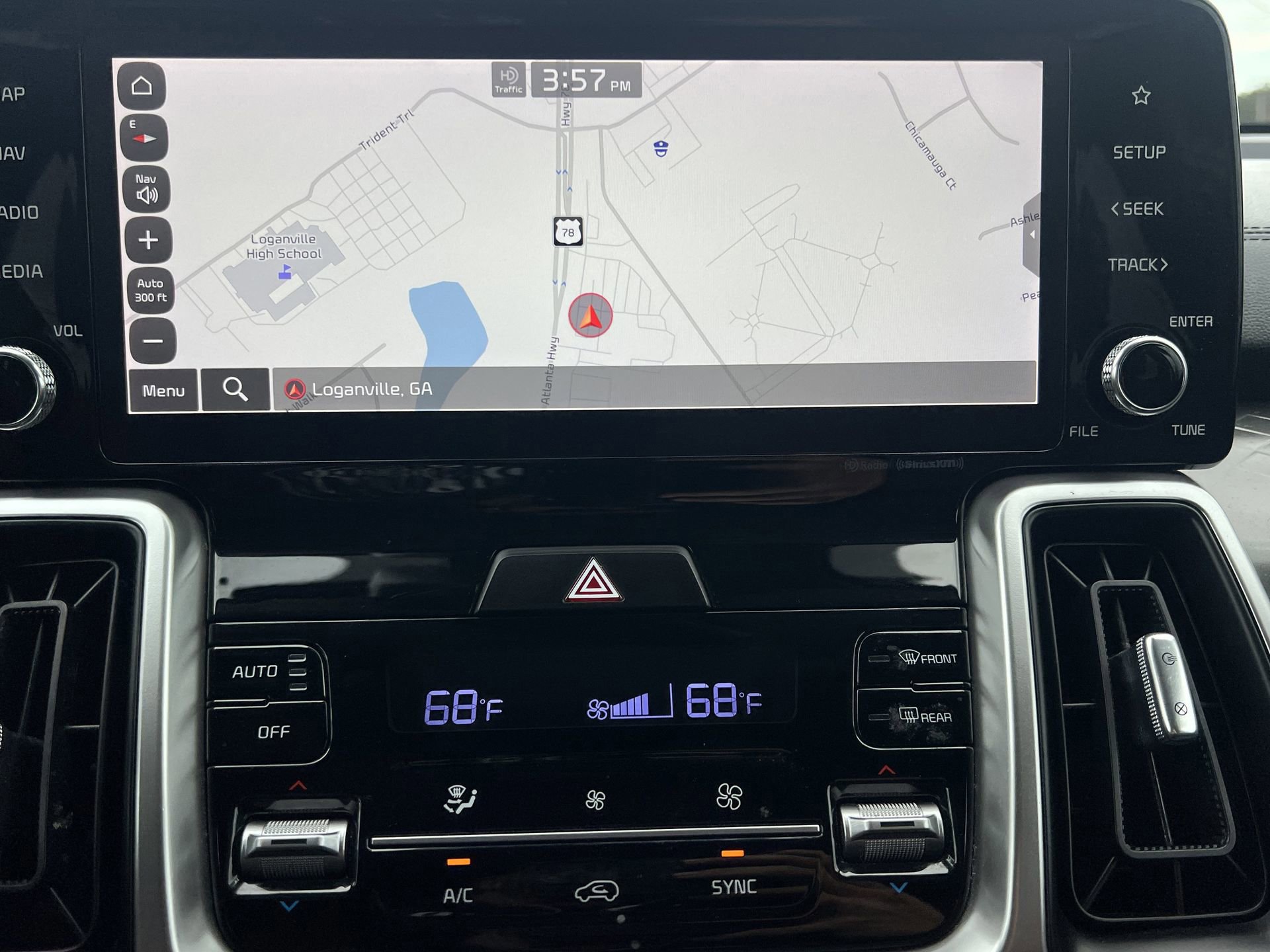 Used 2022 Kia Sorento S w/ Panoramic Sunroof Package image 10