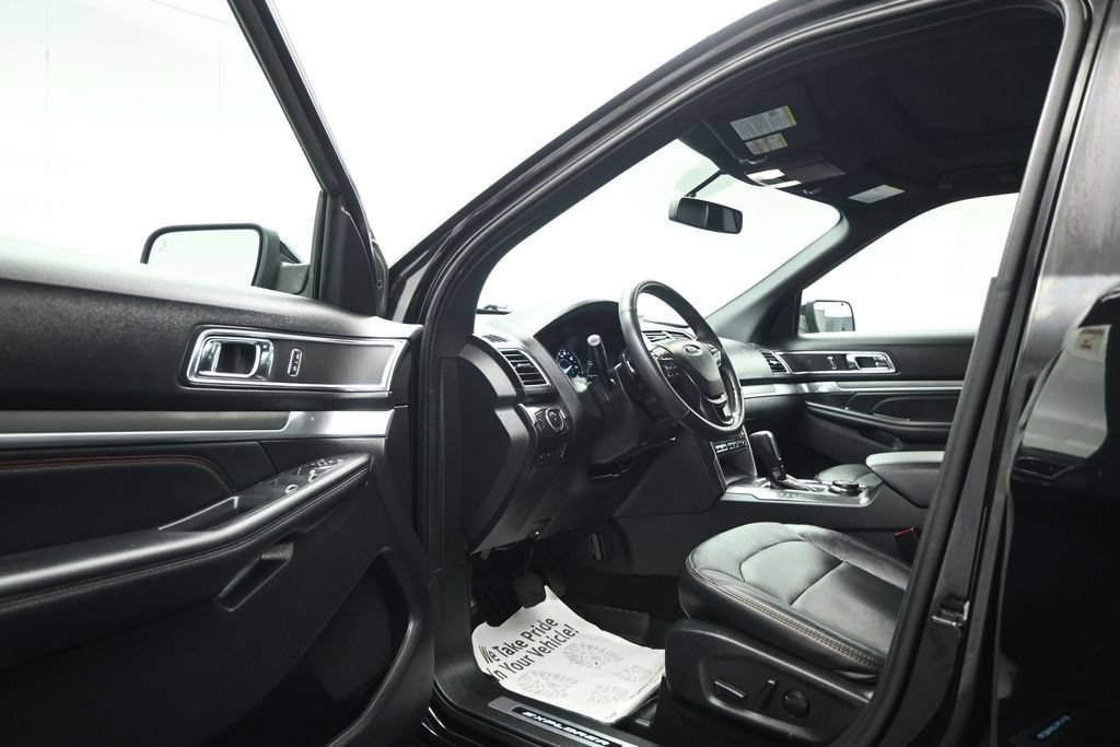 Certified 2019 Ford Explorer Sport AWD/4WD image 7