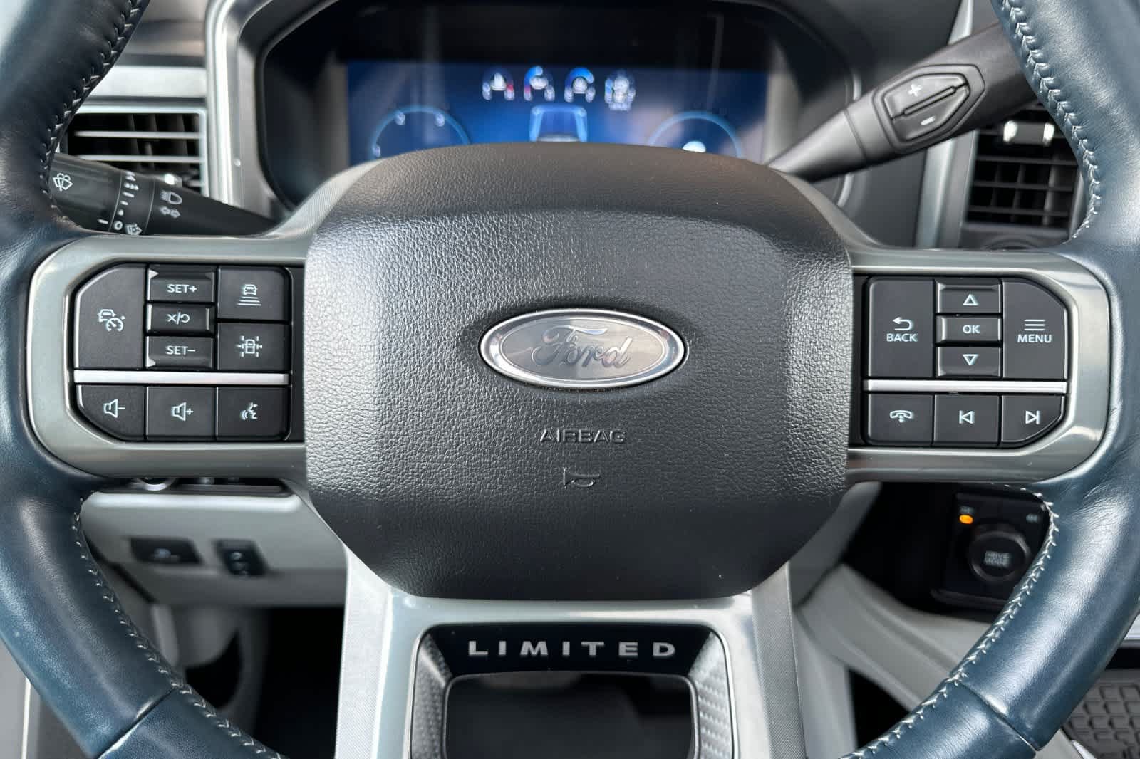 Certified 2024 Ford F450 Limited w/ FX4 Off-Road Package AWD/4WD image 23