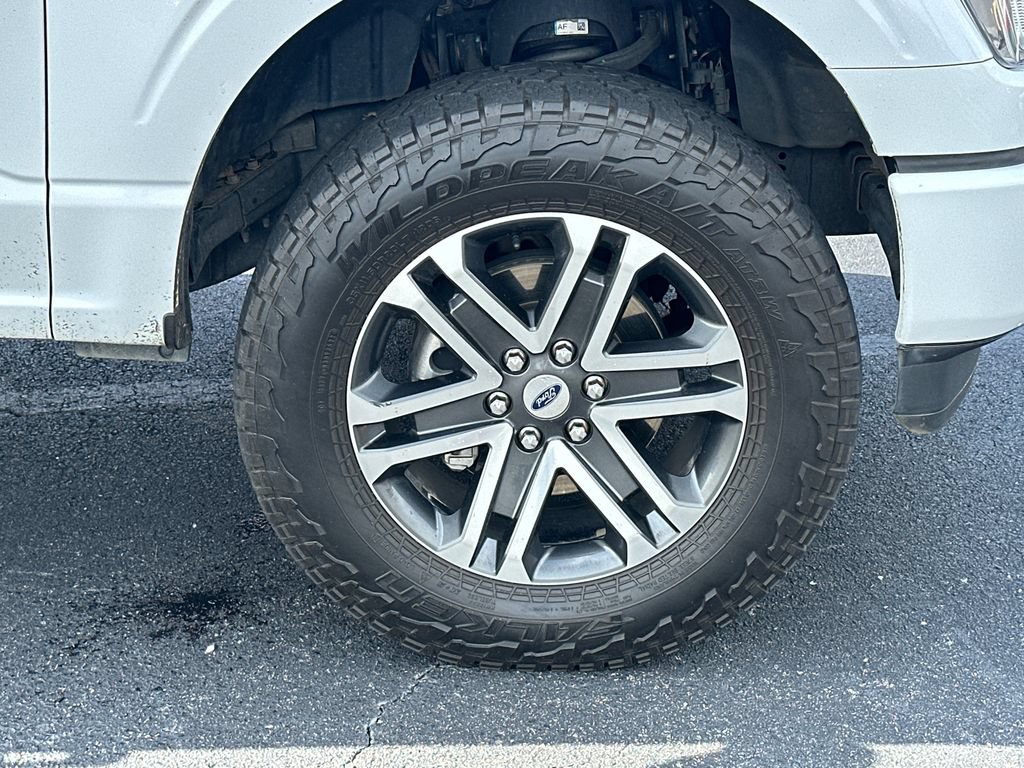 Certified 2022 Ford F150 XL w/ STX Appearance Package AWD/4WD image 12