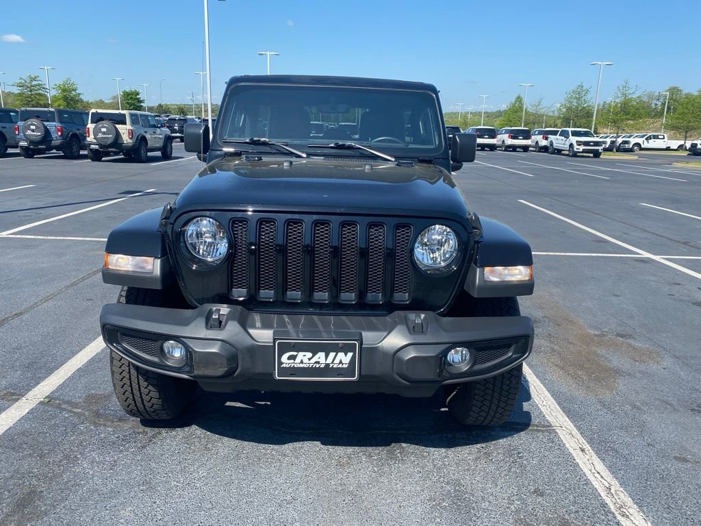 Used 2023 Jeep Wrangler Sahara AWD/4WD image 8