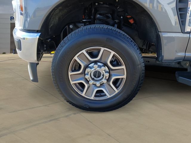 Certified 2026 Ford F250 Lariat AWD/4WD image 14