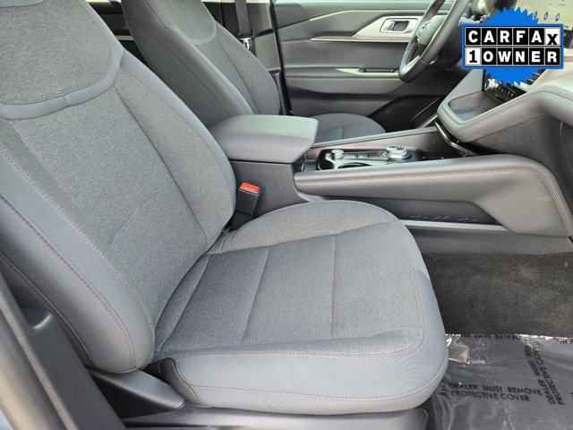 Certified 2025 Ford Explorer Active RWD image 12