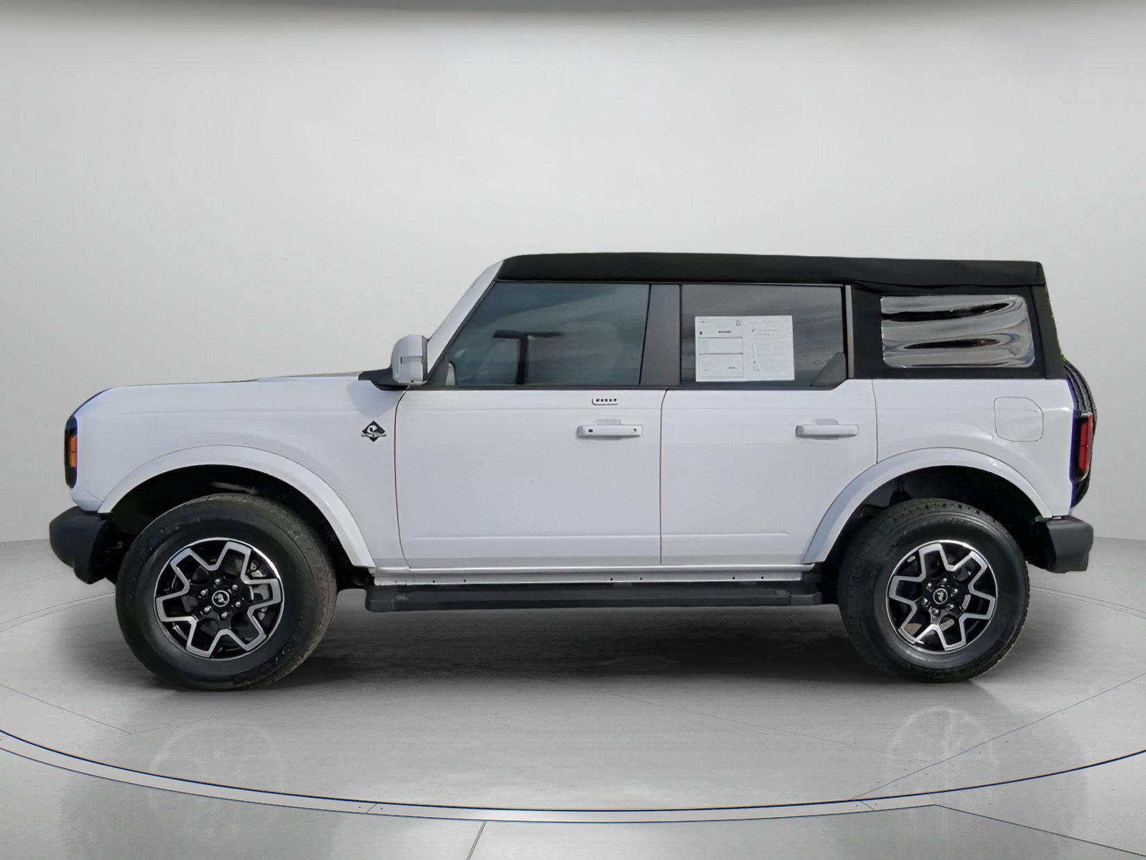 Certified 2023 Ford Bronco Outer Banks image 9