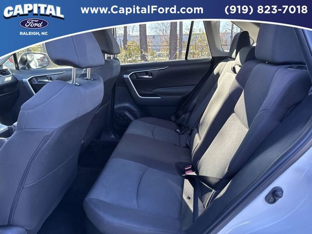 Used 2025 Toyota RAV4 XLE image 16