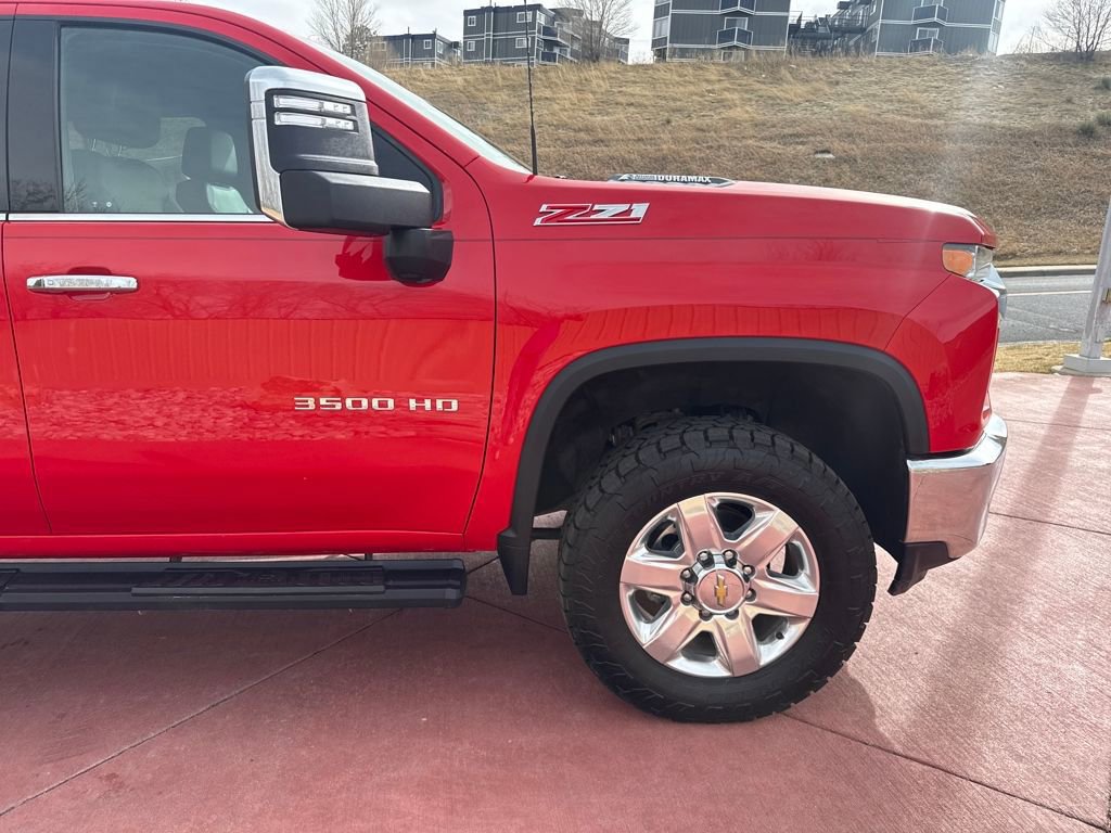 Used 2022 Chevrolet Silverado 3500 LTZ w/ Z71 Off-Road Package image 23