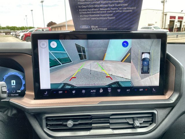 Certified 2025 Ford Bronco Sport Outer Banks w/ Outer Banks Tech Package+ AWD/4WD image 18