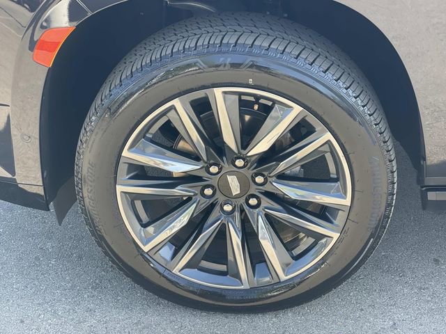 Used 2024 Cadillac Escalade Sport w/ Touring Package AWD/4WD image 38