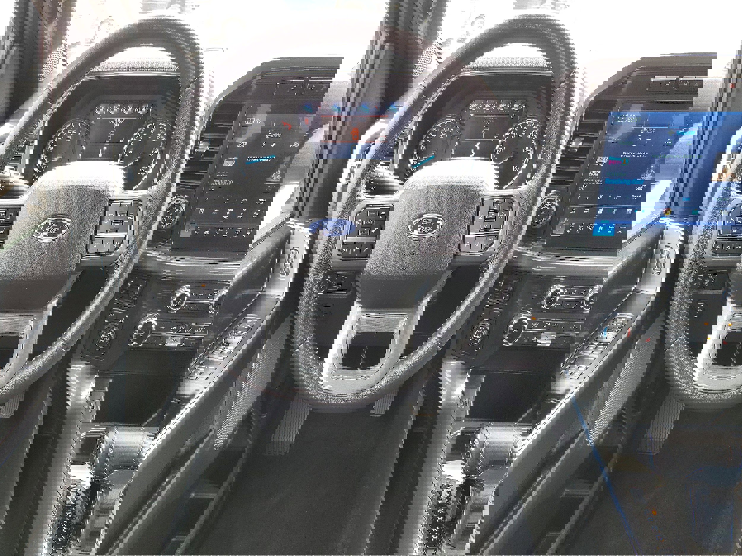 Certified 2022 Ford F150 XLT w/ Equipment Group 302A High image 16