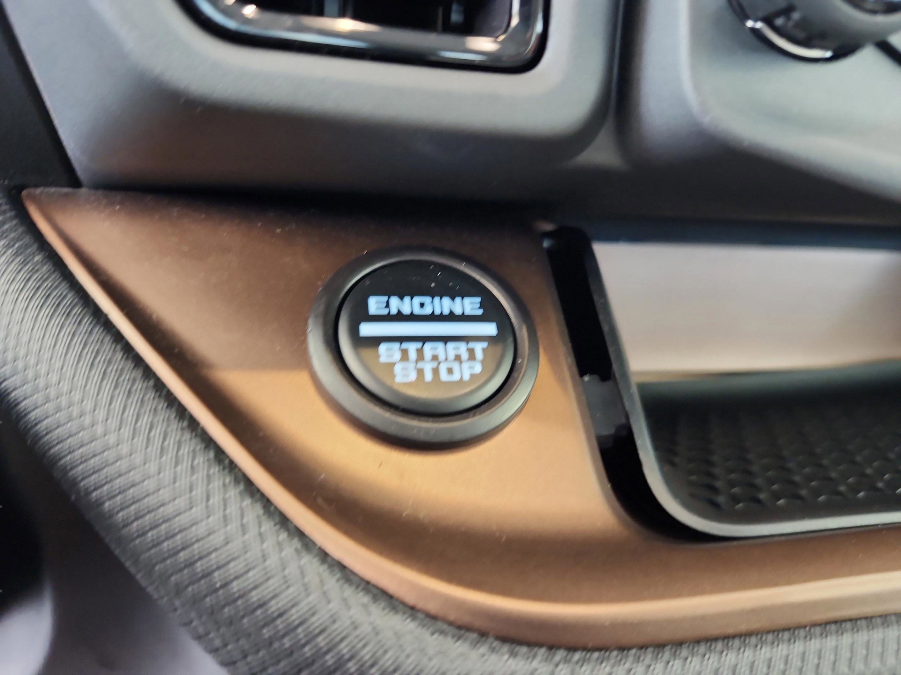 Certified 2023 Ford Bronco Sport Outer Banks w/ Tech Package image 9