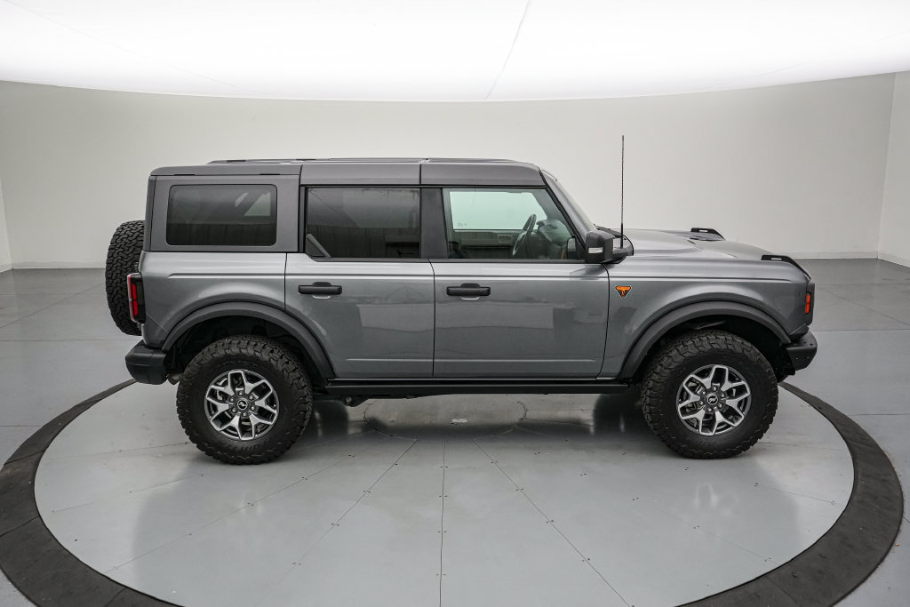 Certified 2024 Ford Bronco Badlands AWD/4WD image 3
