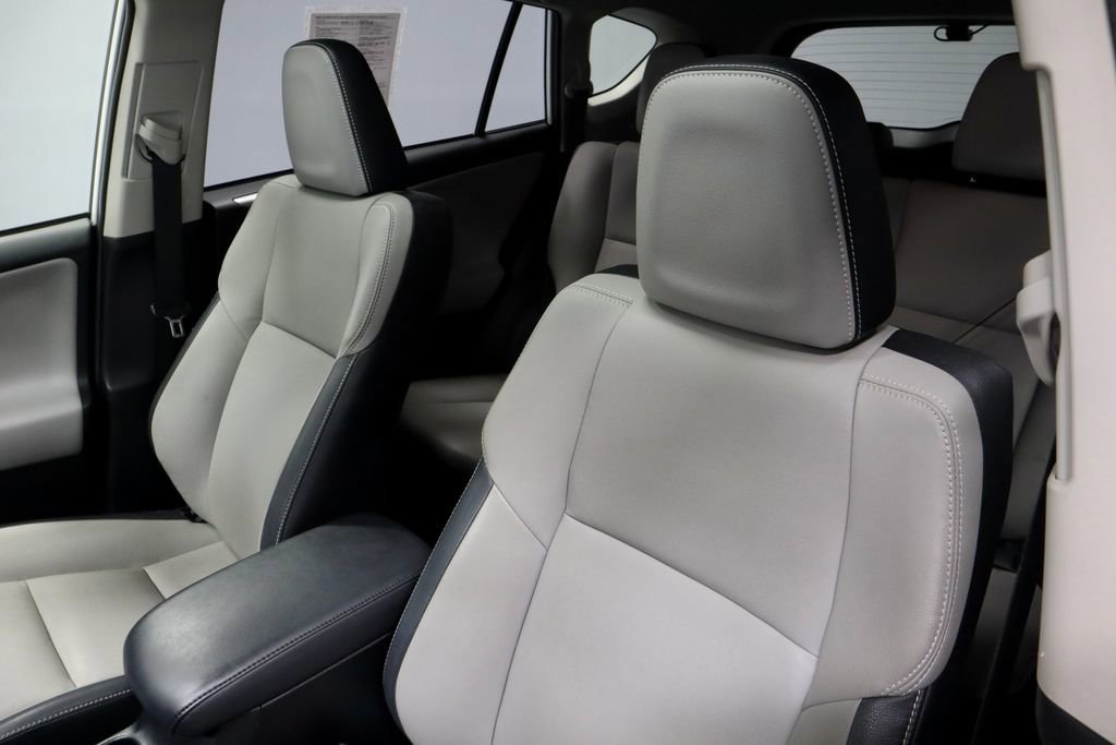 Used 2018 Toyota RAV4 Limited w/ All Weather Liner Package AWD/4WD image 26