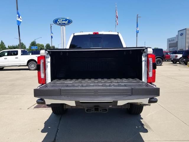 Certified 2025 Ford F250 Platinum w/ Platinum Plus Package AWD/4WD image 4
