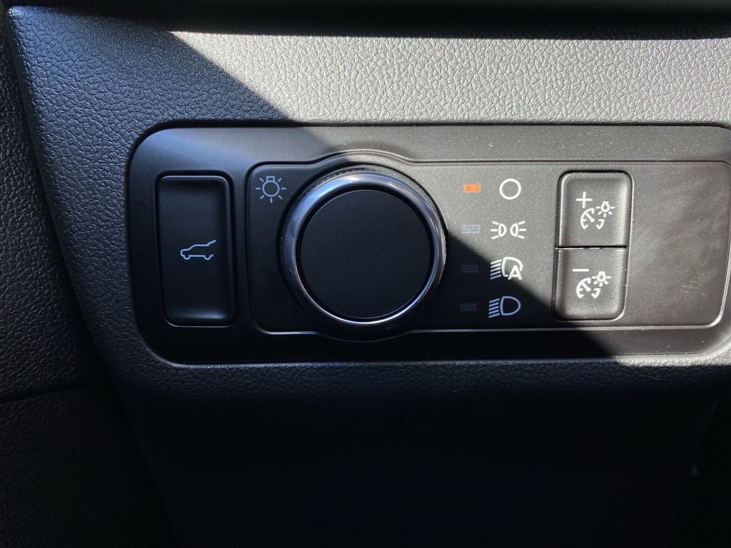 Certified 2025 Ford Escape ST-Line image 27