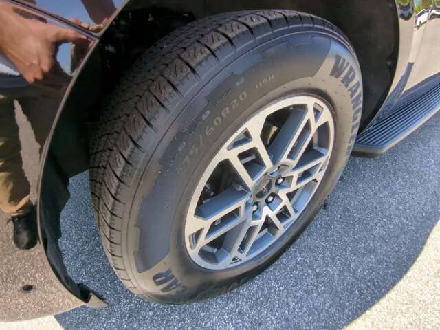 Certified 2025 Ford Expedition Active RWD image 12