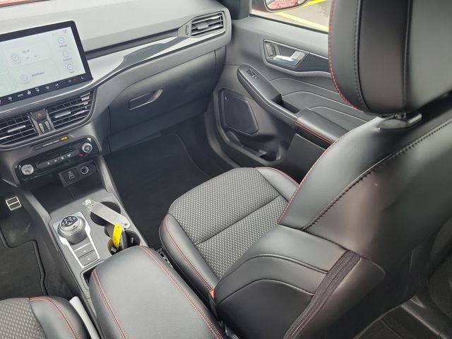 Certified 2024 Ford Escape ST-Line w/ Tech Pack #1 image 29