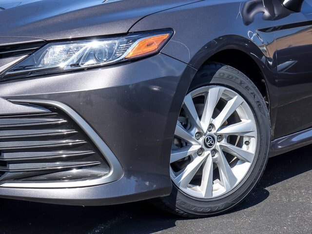 Used 2023 Toyota Camry LE FWD image 4