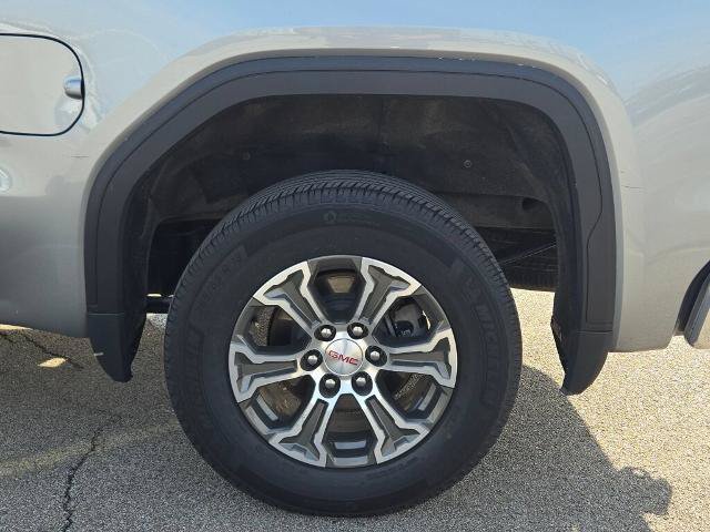 Used 2025 GMC Sierra 1500 SLT AWD/4WD image 16