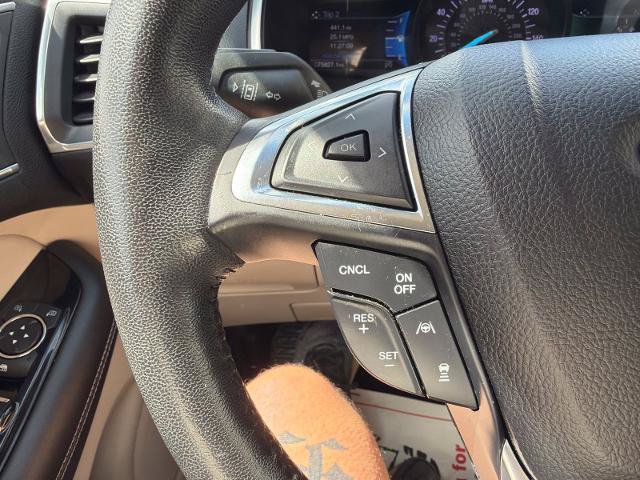 Certified 2020 Ford Edge Titanium FWD image 2
