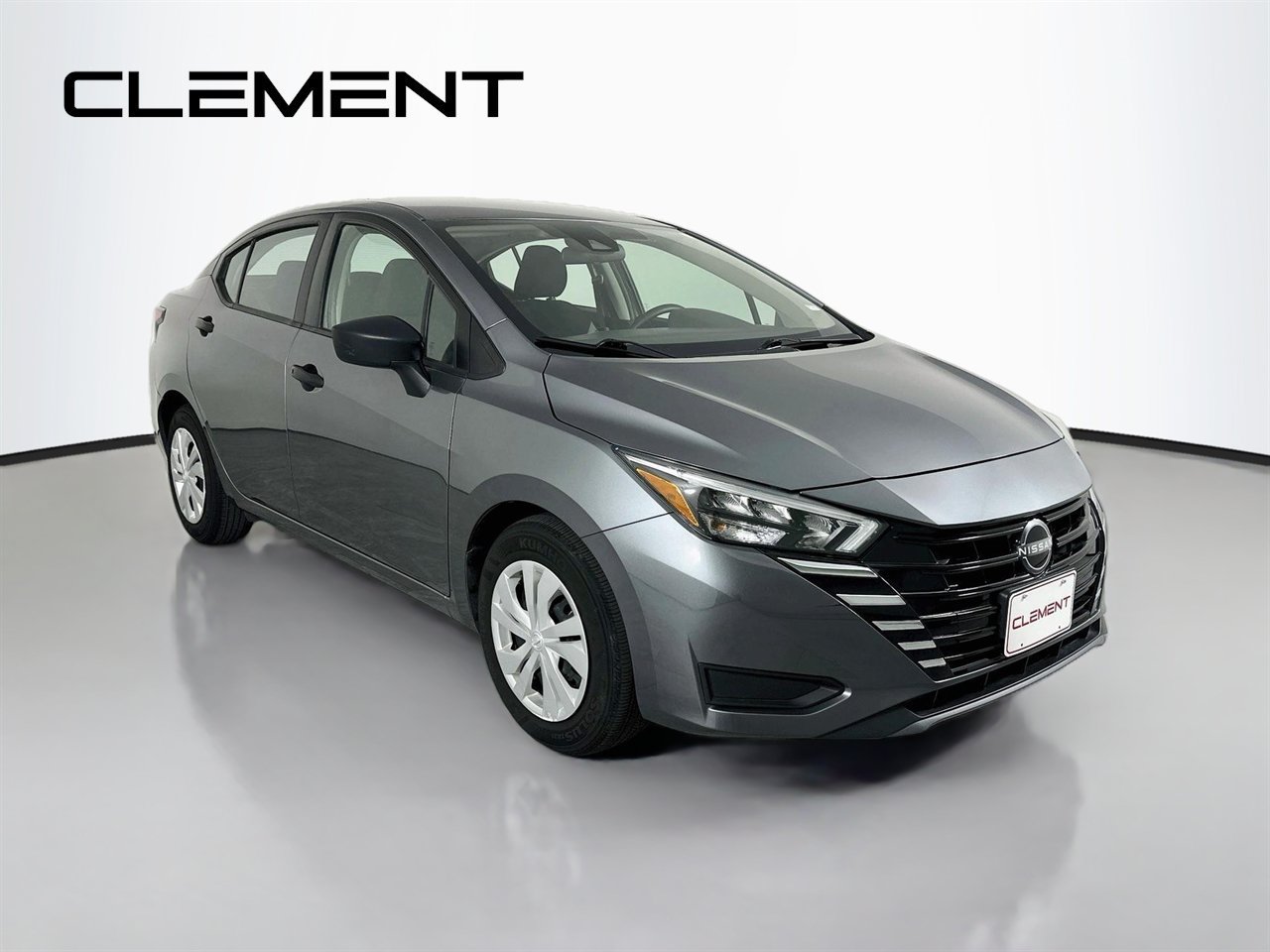 Used 2025 Nissan Versa S FWD image 5