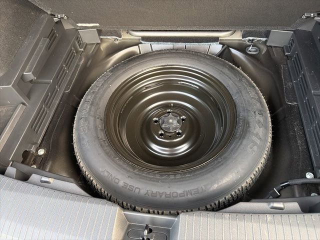 Used 2021 Nissan Rogue S image 11