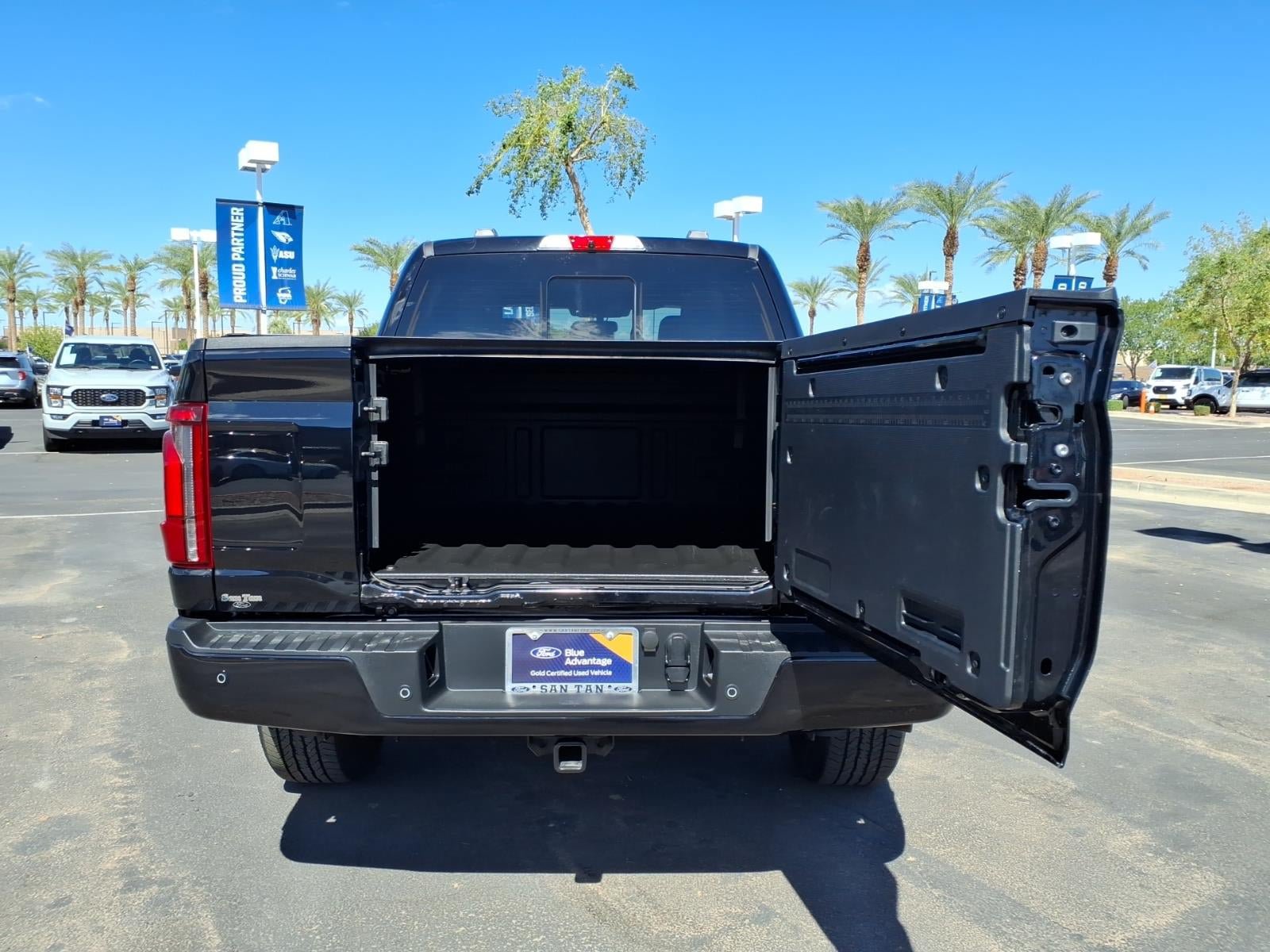 Certified 2025 Ford F150 Platinum w/ Equipment Group 702A High AWD/4WD image 17
