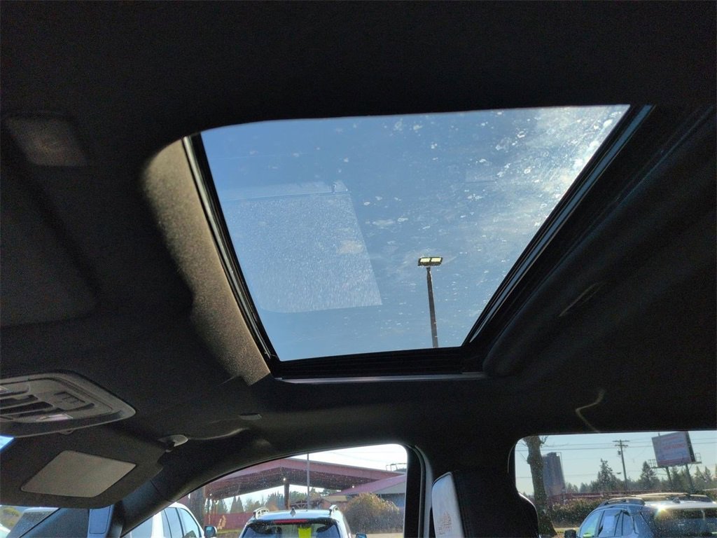 Used 2024 Chevrolet Silverado 1500 High Country w/ High Country Premium Package image 23