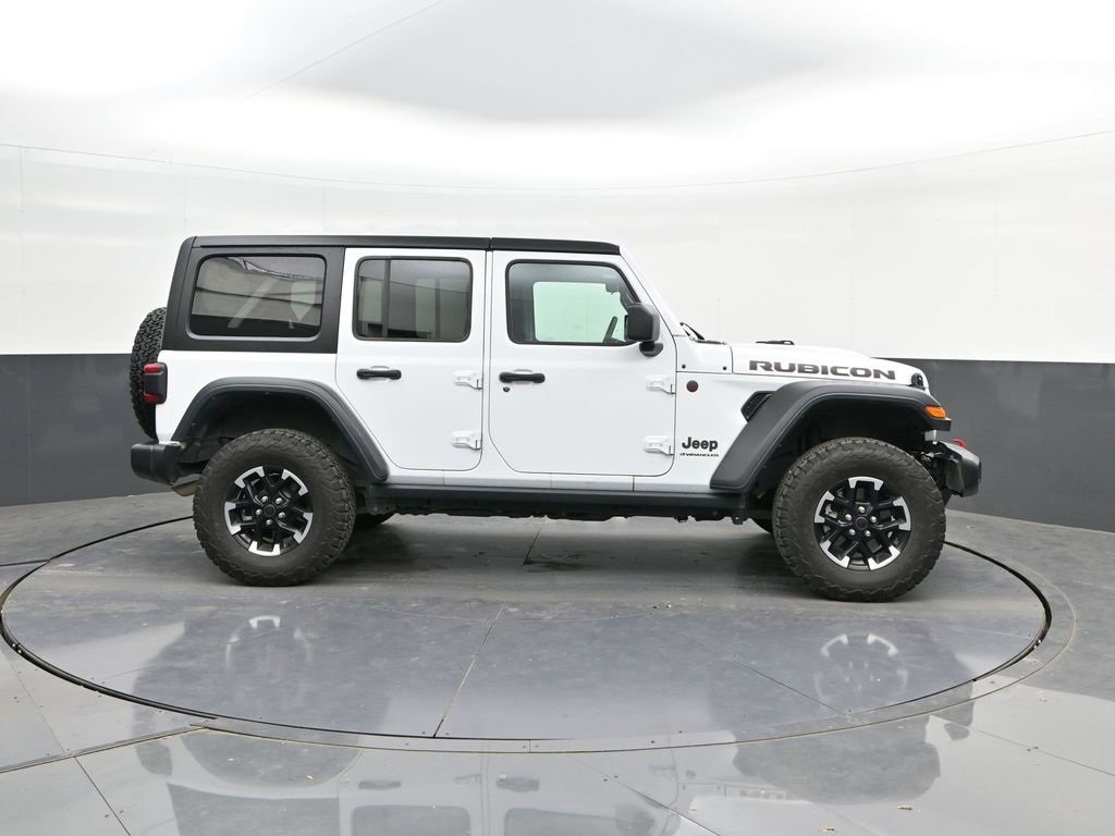 Used 2025 Jeep Wrangler Unlimited Rubicon image 24
